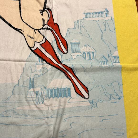 Pottery Barn Kids Wonder Woman Beach Towel Yellow White Blue Red - Picture 5 of 7